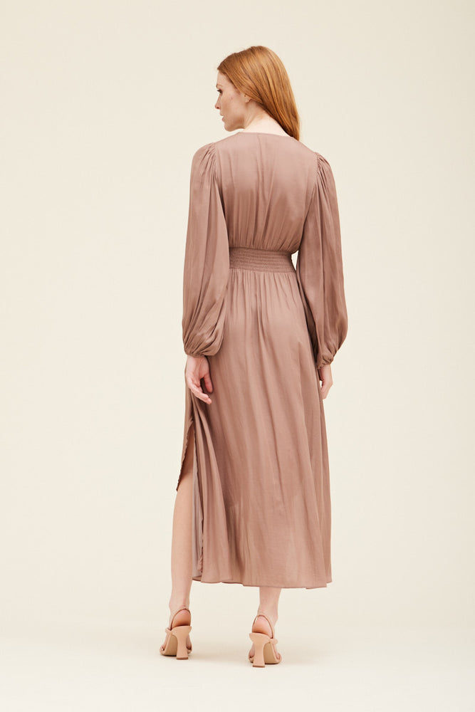 
            
                Load image into Gallery viewer, The Long Sleeve Raina Dress
            
        