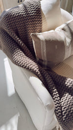 Chunky Knit Throw - Dark Taupe