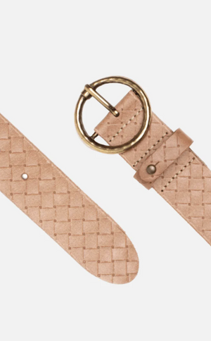 
            
                Load image into Gallery viewer, Zoya | Embossed Braided Leather Belt - Sand
            
        