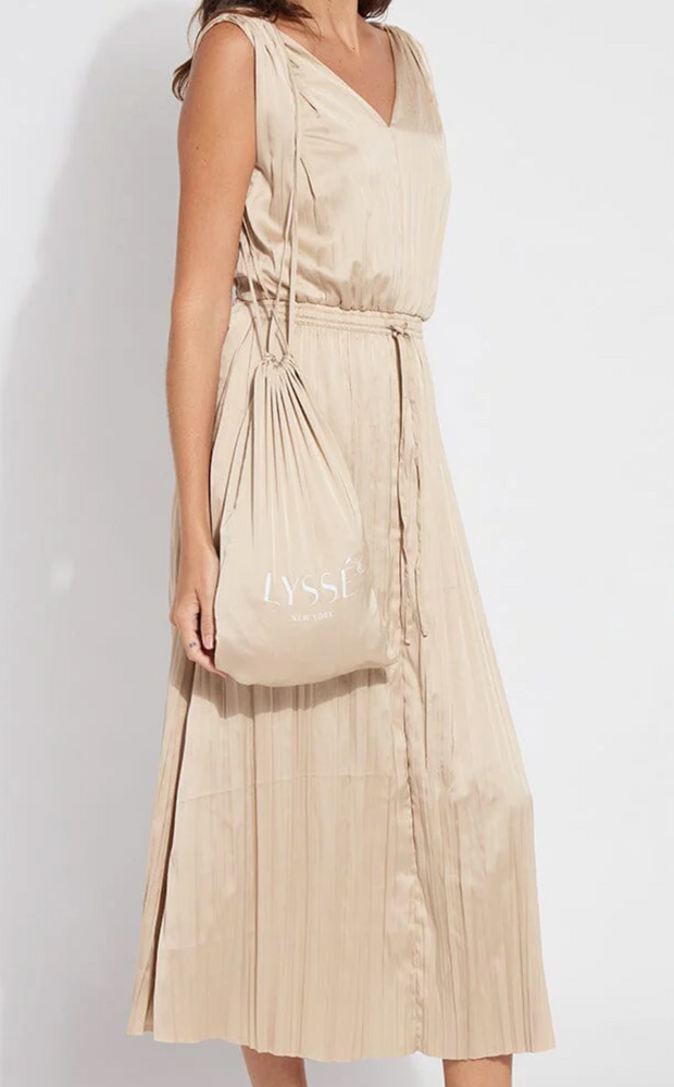 The Packable Pleated Dres The Barefoot Cottage The Packable Pleated Dres The Barefoot Cottage
