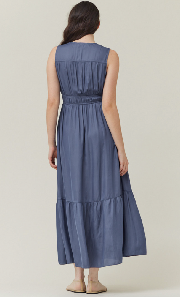 
            
                Load image into Gallery viewer, Amalia Satin Maxi Dress
            
        