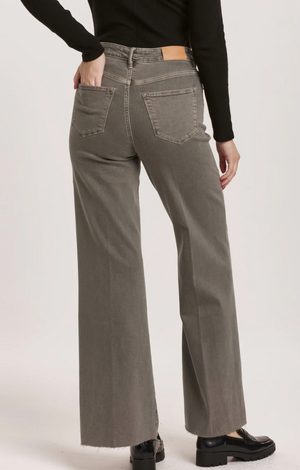 Fiona Super High Waisted Jeans