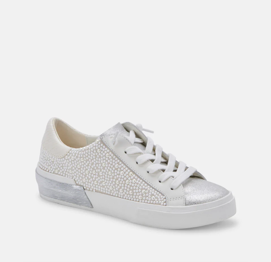 
            
                Load image into Gallery viewer, Dolca Vita Zina Pearl Sneakers
            
        