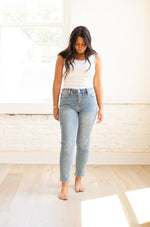 Aiden Girlfriend Jeans